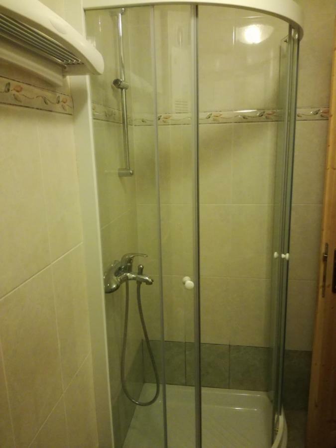 Apartmaji Vrhovnik Церклє-на-Горенськем Екстер'єр фото